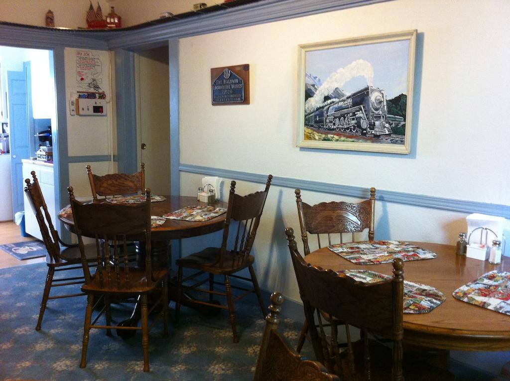Pullman House Inn Portola ภายนอก รูปภาพ